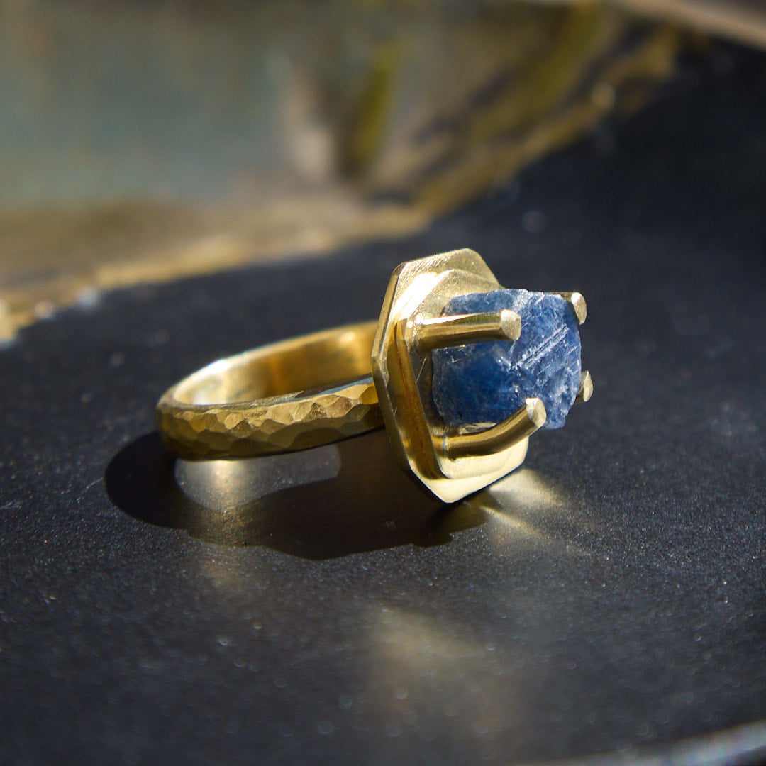 NEW ARRIVAL! Blue Sapphire Ring